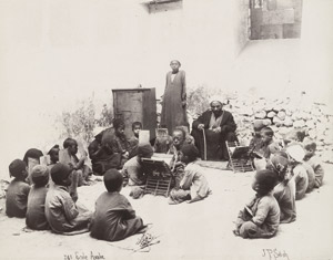 Lot 47, Auction  113, Sébah, Jean Pascal u. a., Souveniralbum mit 146 Orig.-Albuminabzügen mit Ansichten und Genreszenen aus Ägypten