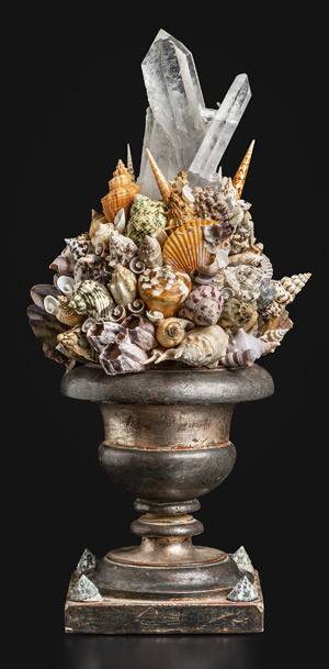 Lot 6278, Auction  115, Muschelbouquet, 20. Jh. Bouquet mit Bergkristall, Muscheln und Meeresschnecken