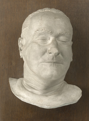 Lot 3107, Auction  118, Blažek, Václav und Kisch, Egon Erwin, Gipsabguss der Totenmaske von Egon Erwin Kisch. 1948