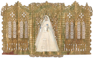 Lot 2268, Auction  121, Goldoblaten-Taufbrief-Umschlag, Klosterarbeit mit Figur einer Nonne in Weiß mit Kerze