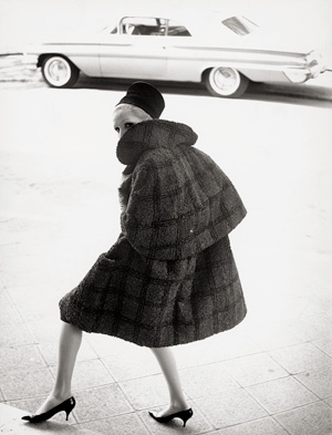 Lot 4171, Auction  122, Gundlach, F.C., Denise Sarrault im Breitschwanz Mantel