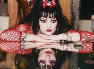 Lot 4286, Auction  122, Ville, Ute, Nina Hagen