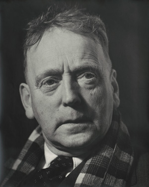 Lot 3438, Auction  123, Heartfield, John, 33 Photomontagen