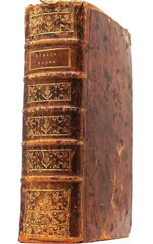 Lot 801, Auction  125, Biblia latina, Bibloa sacra vulgatae editionis, Sixti V. et Clementis VIII. Avignon, Jean Aubert, und Marseille, Sub & Laporte, 1774. - Hübscher französischer Vulgata-Druck