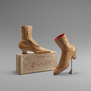 Lot 6612, Auction  125, Stiefel, Zierliche Knopfstiefel